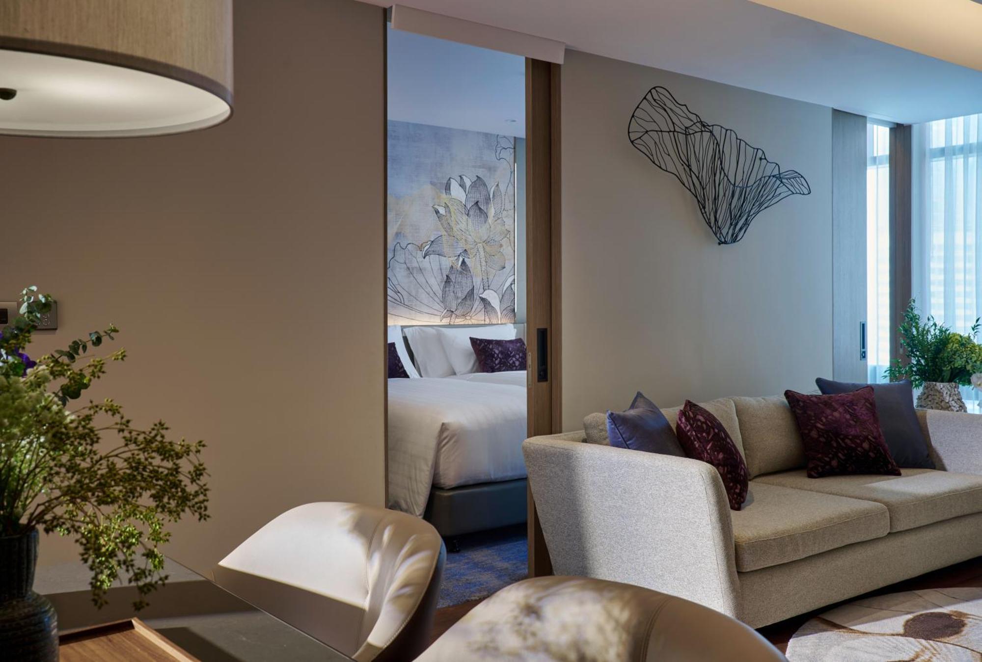 Chatrium Grand بانكوك المظهر الخارجي الصورة A sliding door